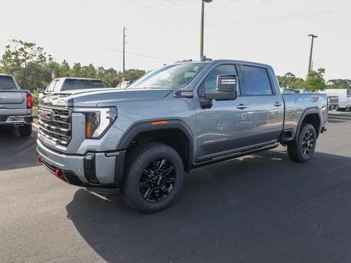 2025 GMC Sierra 2500 AT4
