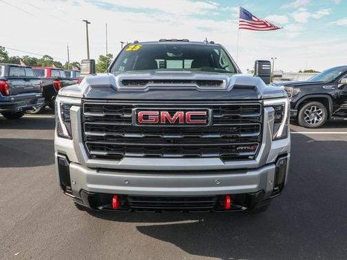 2025 GMC Sierra 2500 AT4