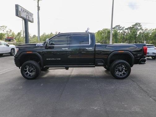2022 GMC Sierra 2500 Denali