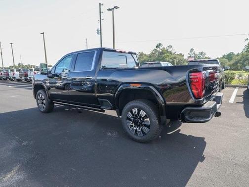2025 GMC Sierra 3500 Denali