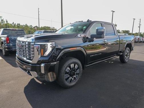 2025 GMC Sierra 3500 Denali