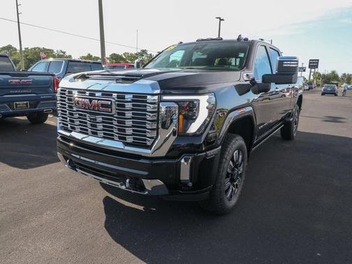 2025 GMC Sierra 3500 Denali