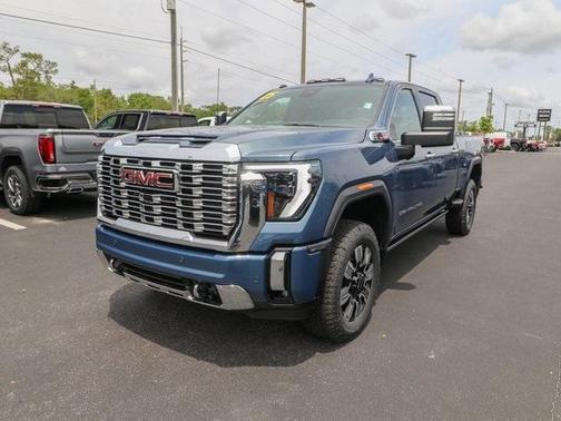 2025 GMC Sierra 2500 Denali