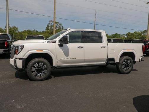 2025 GMC Sierra 2500 Denali