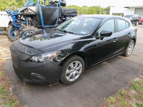 2015 Mazda Mazda3 i Sport