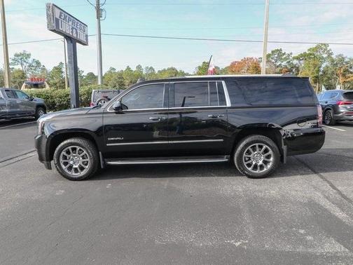 2017 GMC Yukon XL Denali