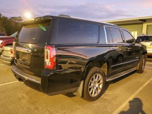 2017 GMC Yukon XL Denali