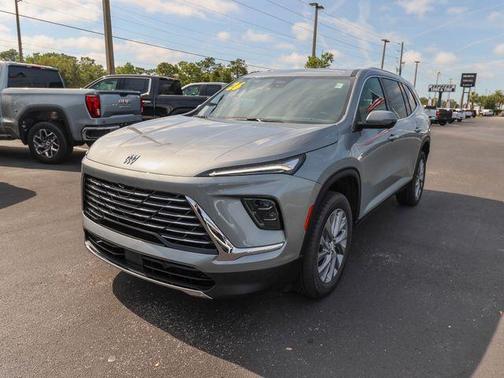 Moonstone Gray Metallic 2026 Buick Enclave Preferred