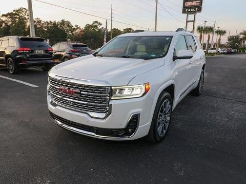 2022 GMC Acadia Denali