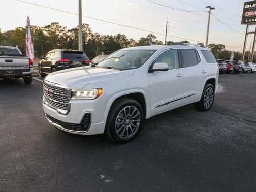 2022 GMC Acadia Denali