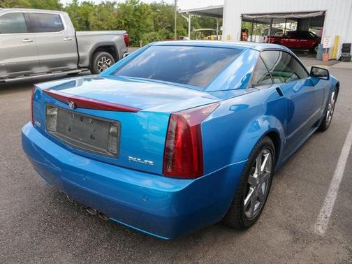 2008 Cadillac XLR