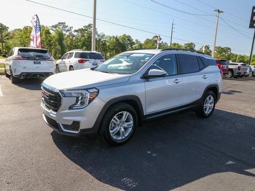 2022 GMC Terrain SLE