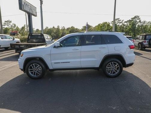 2020 Jeep Grand Cherokee Laredo E