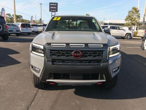 2025 Nissan Frontier PRO-4X