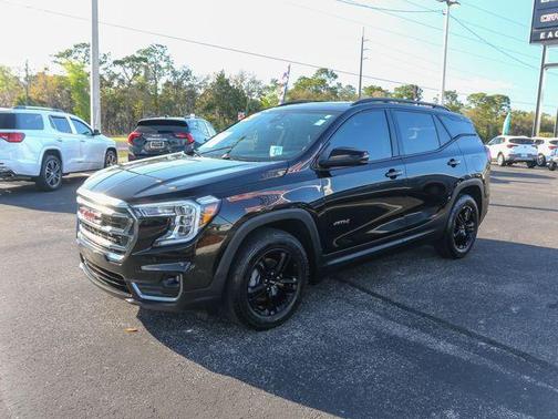 2023 GMC Terrain AT4