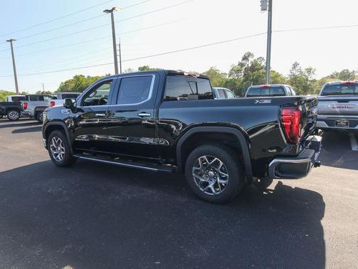 Onyx Black 2026 GMC Sierra 1500 SLT