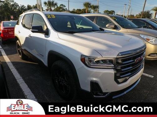 2023 GMC Acadia AT4