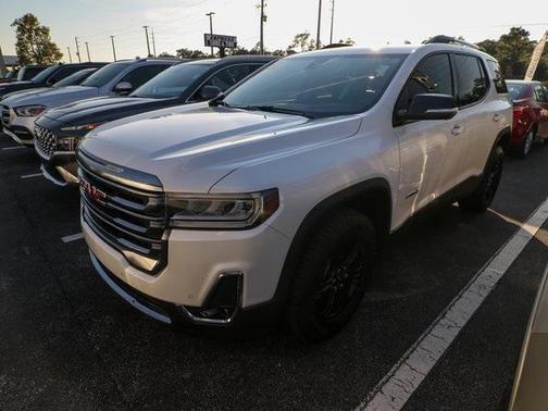 2023 GMC Acadia AT4