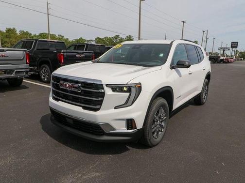 2025 GMC Acadia Elevation