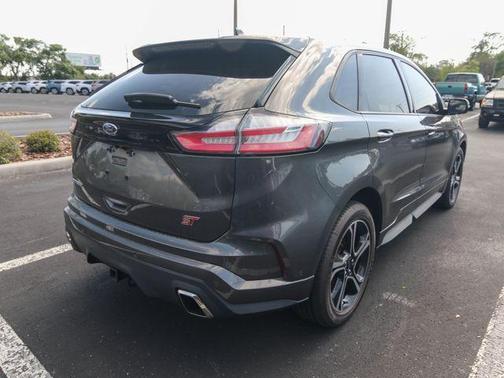 Magnetic 2019 Ford Edge ST
