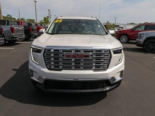 2025 GMC Acadia Denali