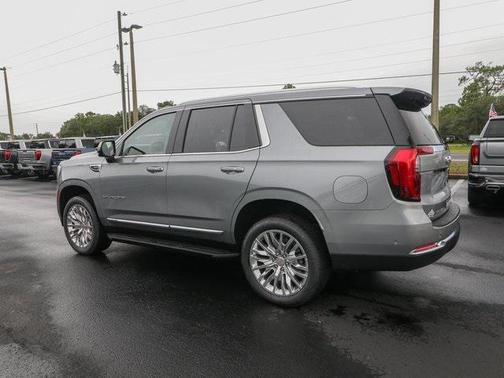 2025 GMC Yukon Elevation
