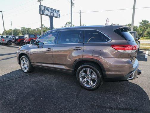 2019 Toyota Highlander Limited Platinum