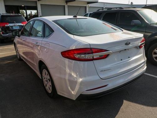 2019 Ford Fusion S