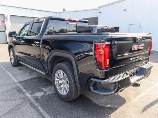 Onyx Black 2022 GMC Sierra 1500 Denali