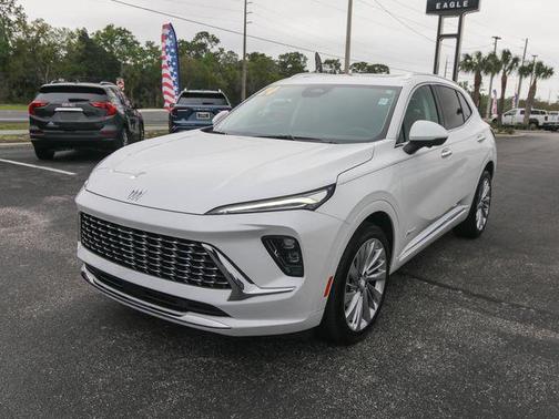 White Frost Tri-Coat 2024 Buick Envision Avenir