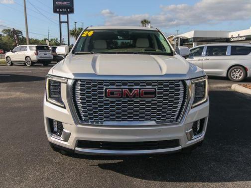White Frost Tri-Coat 2024 GMC Yukon Denali