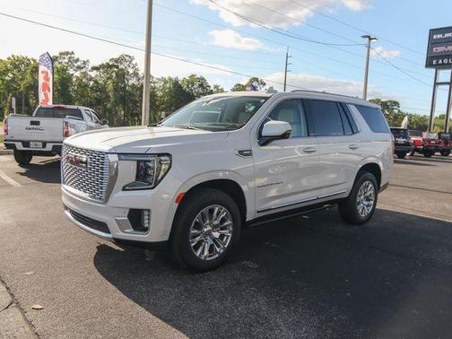 White Frost Tri-Coat 2024 GMC Yukon Denali