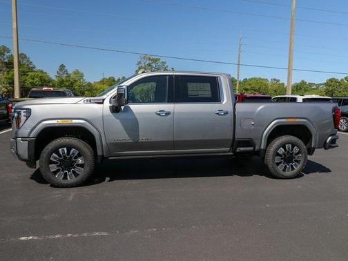 2025 GMC Sierra 2500 Denali