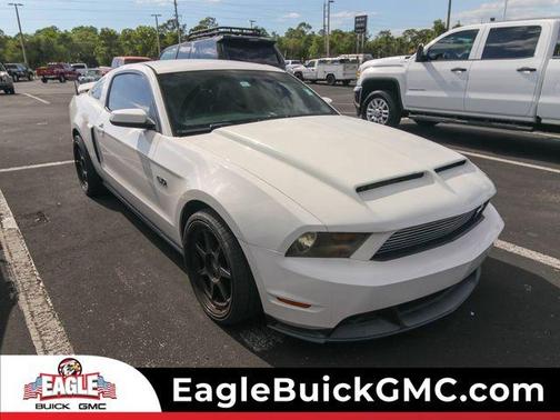 Performance White 2011 Ford Mustang GT Premium