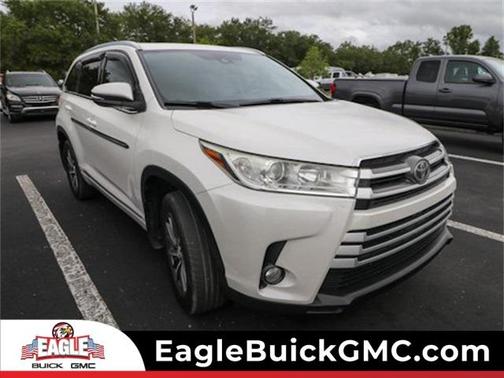 2018 Toyota Highlander SE