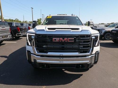 2025 GMC Sierra 3500 Pro