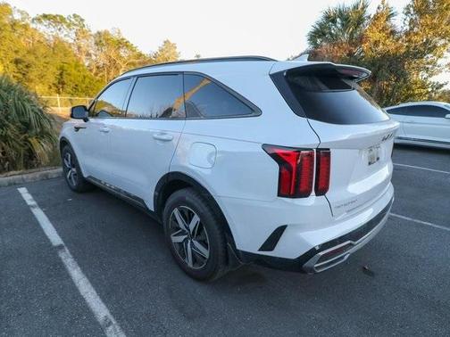2023 Kia Sorento EX