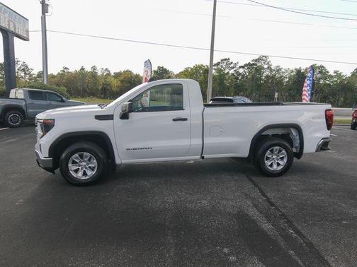 2024 GMC Sierra 1500 Pro