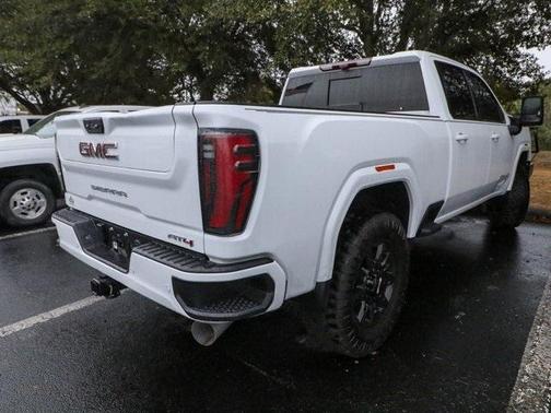 2024 GMC Sierra 2500 AT4