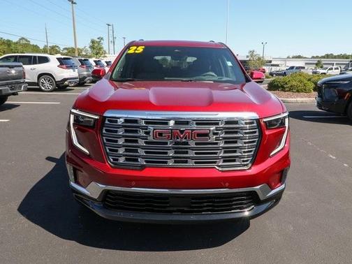 2025 GMC Acadia Denali