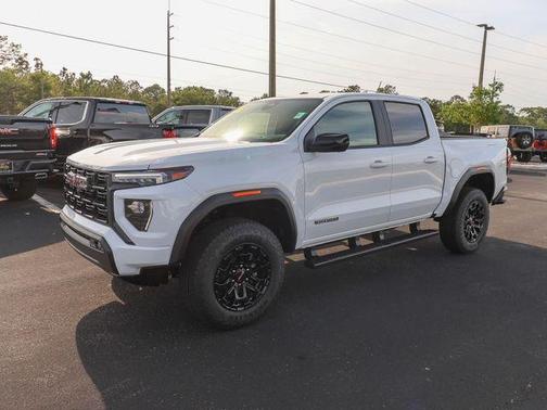 Summit White 2026 GMC Canyon Elevation