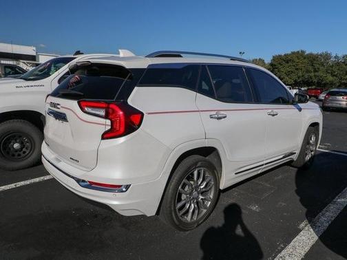 2024 GMC Terrain Denali