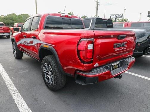 2025 GMC Canyon AT4