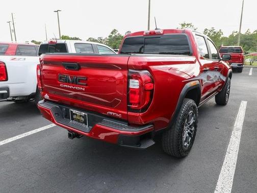 2025 GMC Canyon AT4