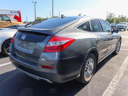 Gray 2014 Honda Crosstour EX-L