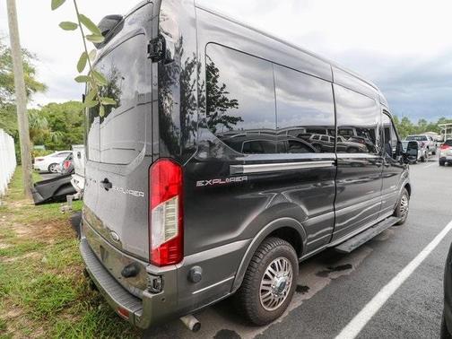 2024 Ford Transit-250 148 WB Medium Roof Cargo