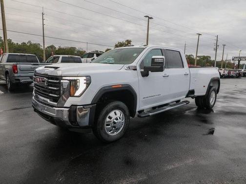 2026 GMC Sierra 3500 SLT