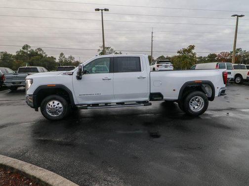 2026 GMC Sierra 3500 SLT