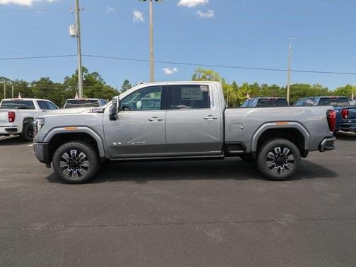 2025 GMC Sierra 3500 Denali