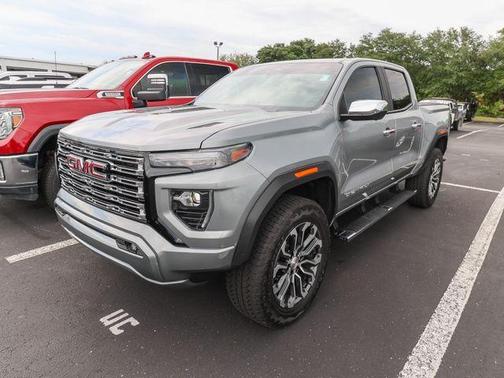 Sterling 2024 GMC Canyon Denali
